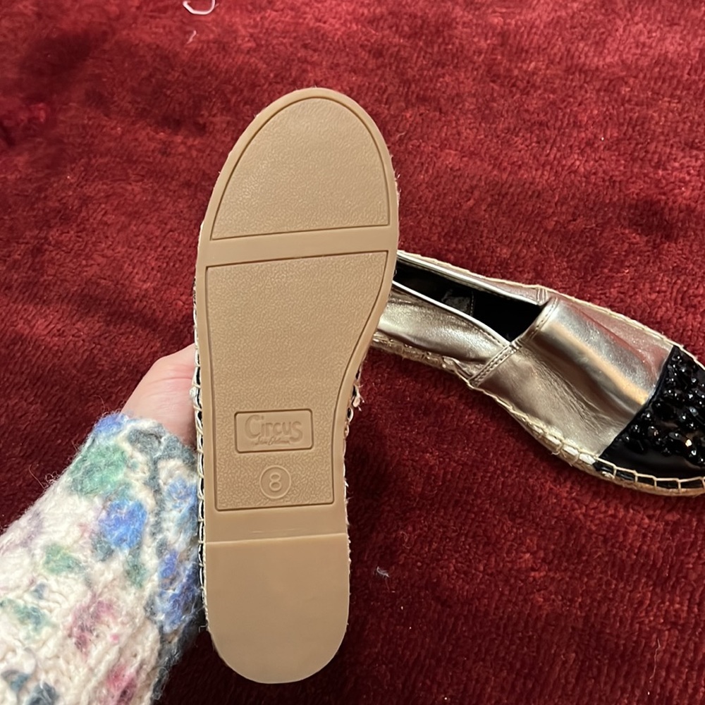 Espadrilles - Picture 2 of 2